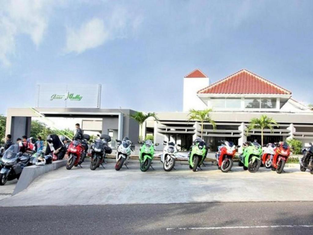 Green Valley Resort Purwokerto Kültér fotó