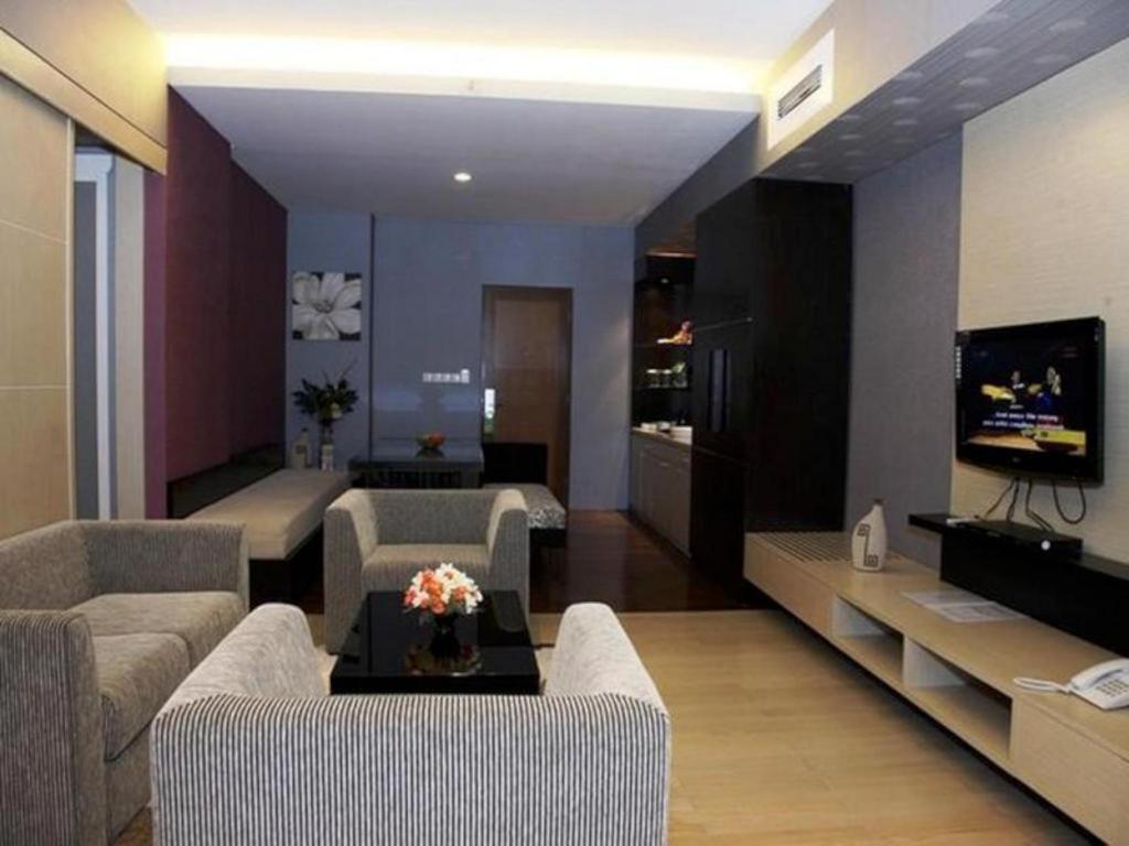 Green Valley Resort Purwokerto Kültér fotó